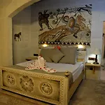 Caftan Cave Hotell 4*