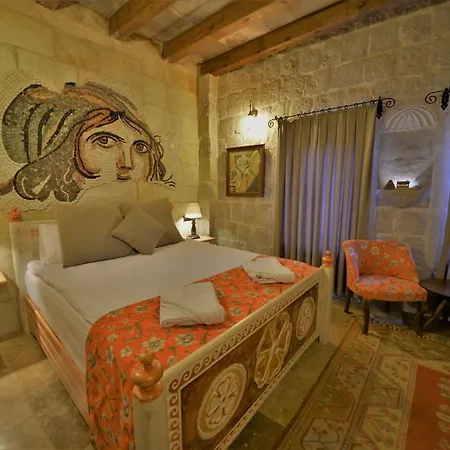 Caftan Cave