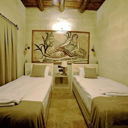 Caftan Cave Bed & Breakfast 2*