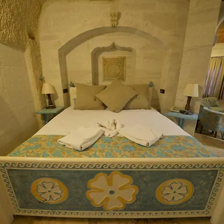 Caftan Cave 4* 괴레메