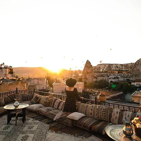 호텔 Caftan Cave 4*