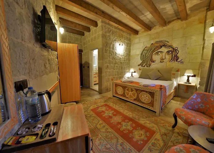 Caftan Cave غوريمِيه